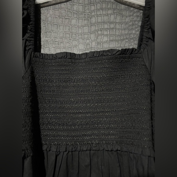 American Eagle Outfitters puff sleeve black smocked dress with pockets 🖤 - Picture 4 of 5